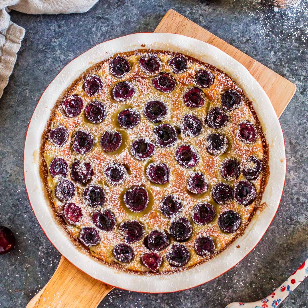 Clafoutis aux Cerises with cherry compote