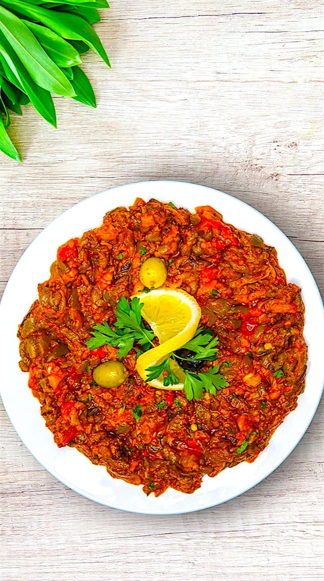 Taktouka roasted pepper and tomato Moroccan salad